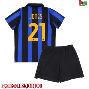 Inter Milan Curtis Jones #21 Hemmakläder Barn 2026-27 Kortärmad (+ Korta byxor)